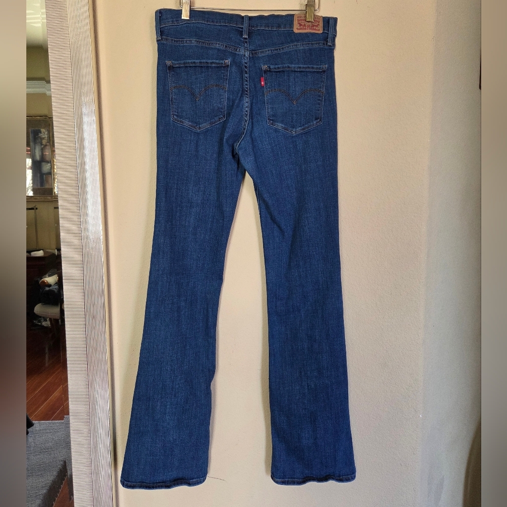 Levis 315 Shaping Bootcut Jeans - Picture 8 of 9